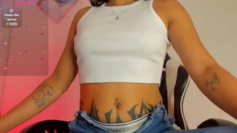 Megan  online show from January 31, 2025, 1:23 pm