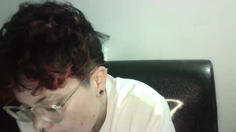 Megan and sophi online show from February 17, 2025, 7:58 am