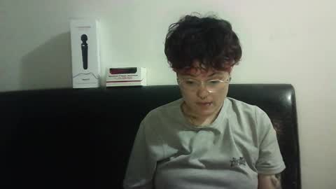 Megan and sophi online show from February 24, 2025, 8:06 am