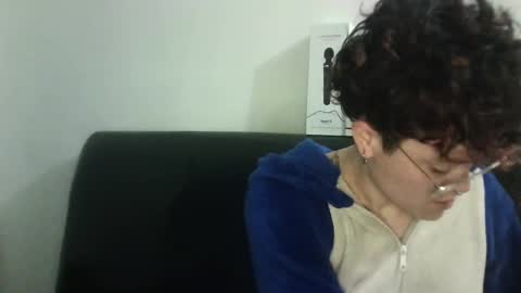 Megan and sophi online show from March 2, 2025, 8:16 am