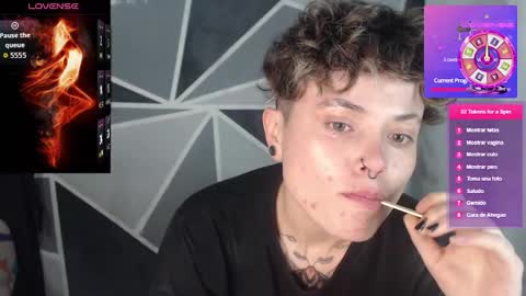 Megan and sophi online show from December 15, 2025, 12:04 am