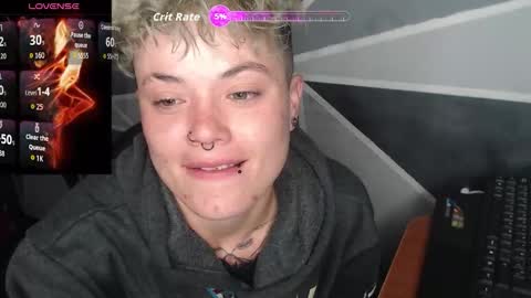 Megan and sophi online show from February 6, 2026, 11:08 pm