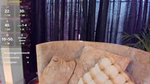     online show from February 25, 2025, 5:36 pm