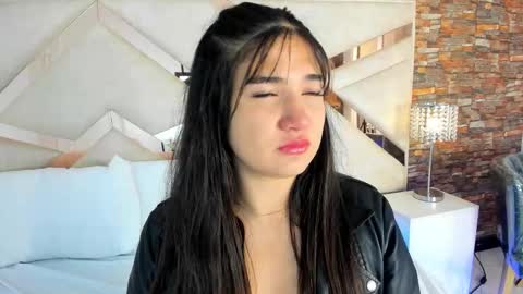     online show from September 15, 2025, 11:21 am