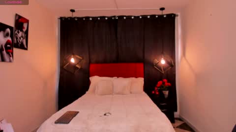 megan do santos online show from January 15, 2025, 4:00 pm