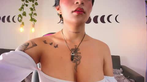 Snapshot of megan_hottts chatting on January 7, 2026, 1:35 pm megan_hottts online show from January 7, 2026, 1:35 pm