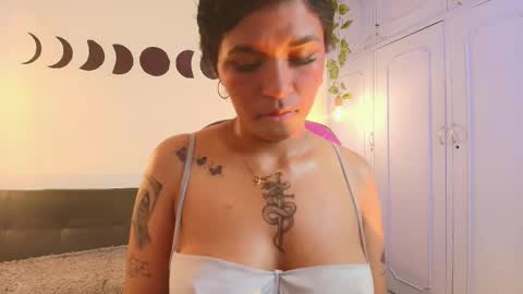 Snapshot of megan_hottts chatting on January 15, 2026, 4:44 pm megan_hottts online show from January 15, 2026, 4:44 pm