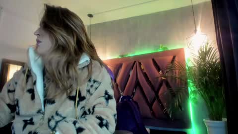    online show from January 9, 2025, 2:33 am