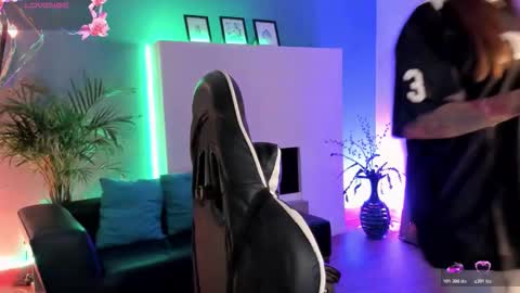    online show from January 10, 2026, 2:35 am