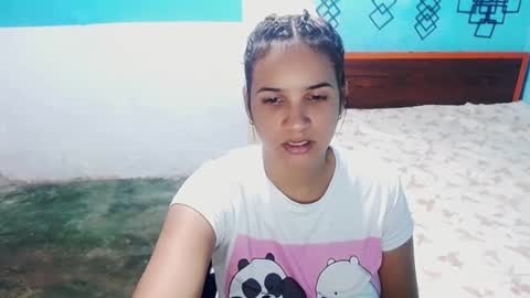 Snapshot of megan_little_ chatting on January 15, 2025, 8:37 pm amanda online show from January 15, 2025, 8:37 pm