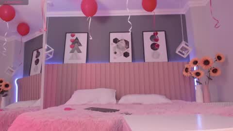     online show from February 17, 2025, 7:10 pm