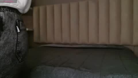     online show from November 12, 2025, 12:05 pm