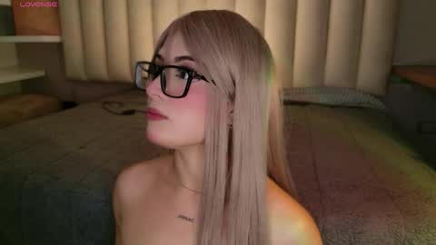     online show from April 8, 2026, 2:17 pm