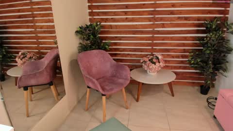 megan_raiin online show from January 25, 2025, 5:07 am