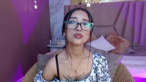 Snapshot of megan_saint chatting on May 18, 2026, 2:01 pm megan_saint online show from May 18, 2026, 2:01 pm
