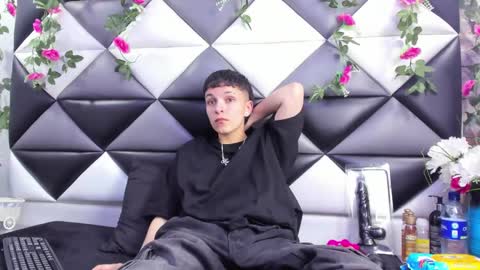 megan_thompsonn_ online show from October 4, 2025, 2:53 am