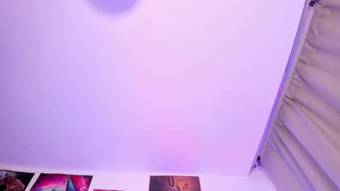 Megan  online show from September 13, 2025, 7:41 am