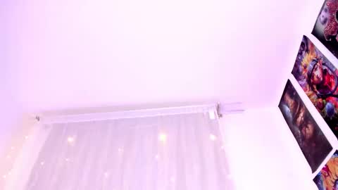 Megan  online show from November 30, 2025, 3:43 am