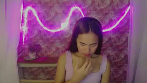 Snapshot of megan_younng chatting on March 17, 2026, 7:50 pm MEGAN online show from March 17, 2026, 7:50 pm