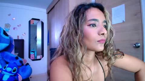 M E G A N   online show from April 21, 2026, 2:51 am