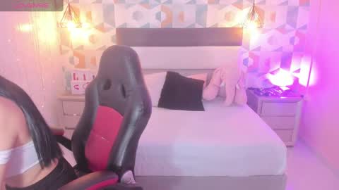 Megan  online show from January 31, 2025, 12:18 pm