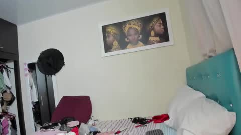 megan        online show from October 29, 2025, 2:47 am