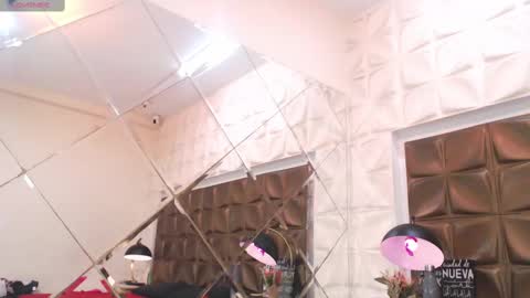 meganlarsson online show from October 14, 2025, 11:44 am