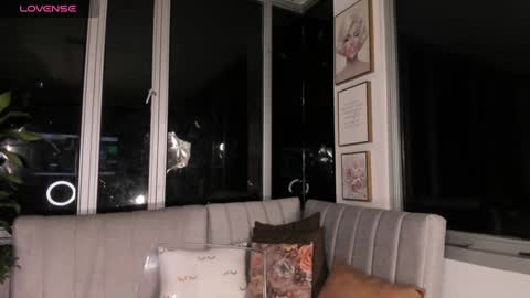 Snapshot of megann__sweet chatting on February 7, 2025, 10:40 am Mara online show from February 7, 2025, 10:40 am