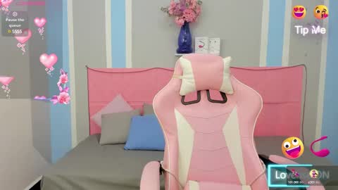 Megan Queen online show from February 19, 2025, 2:01 pm