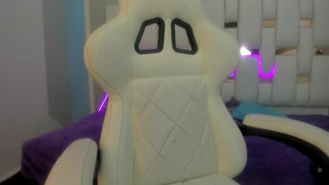 Megan Queen online show from February 6, 2026, 12:19 pm