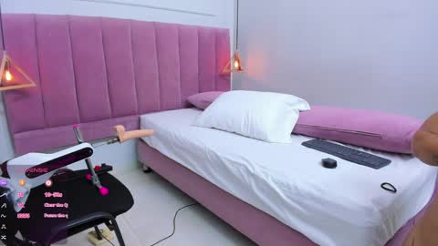 Megan  online show from April 1, 2026, 7:55 pm