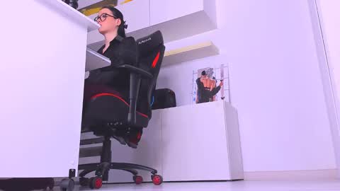 Megan online show from January 11, 2025, 4:25 pm