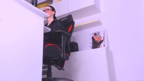 Megan online show from January 15, 2025, 10:02 pm