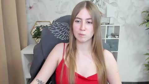 Megan online show from December 2, 2024, 6:32 pm