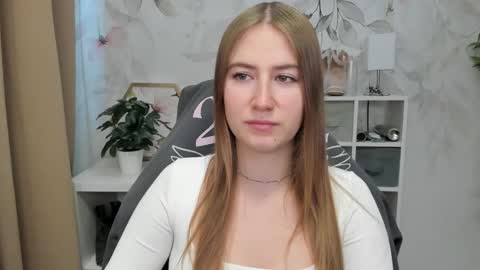 Megan online show from September 25, 2025, 5:33 am