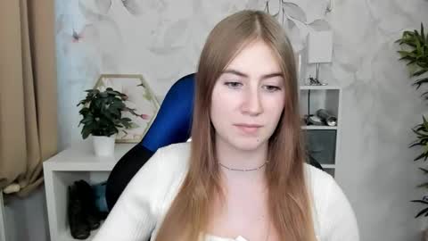 Megan online show from November 11, 2025, 1:44 pm