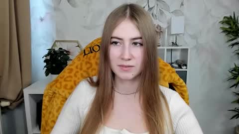 Megan online show from November 17, 2025, 1:39 pm