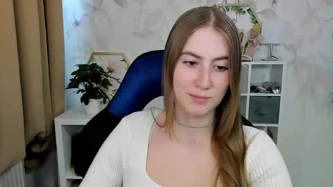 Snapshot of meganx_candy chatting on July 28, 2026, 4:39 pm Megan online show from July 28, 2026, 4:39 pm