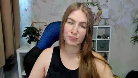 Snapshot of meganx_candy chatting on August 5, 2026, 7:11 am Megan online show from August 5, 2026, 7:11 am