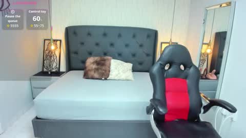 M E G A N  online show from October 17, 2025, 8:22 pm