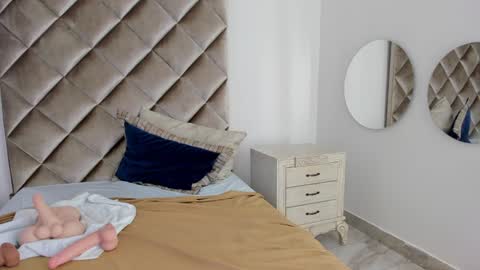 M E G A R A online show from December 24, 2024, 9:06 am