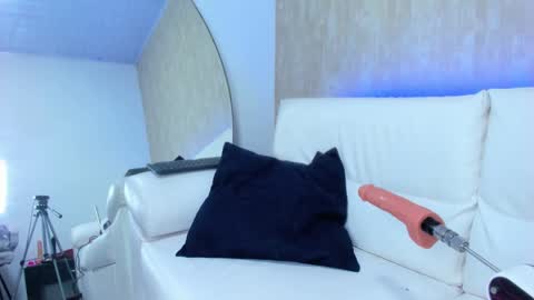 meggan online show from January 31, 2025, 4:14 am