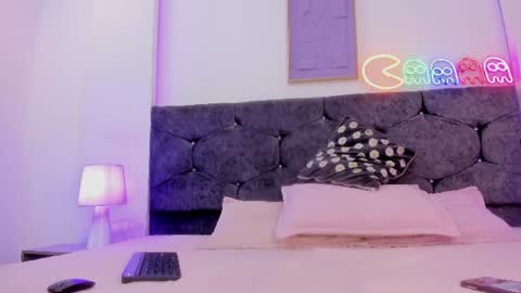 Snapshot of meghan_candy chatting on July 1, 2026, 6:29 pm meghan_candy online show from July 1, 2026, 6:29 pm