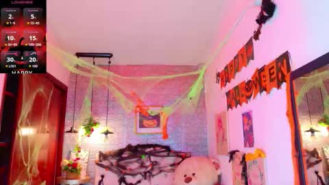 Snapshot of meghan_nill chatting on October 22, 2025, 2:56 am Meghan online show from October 22, 2025, 2:56 am