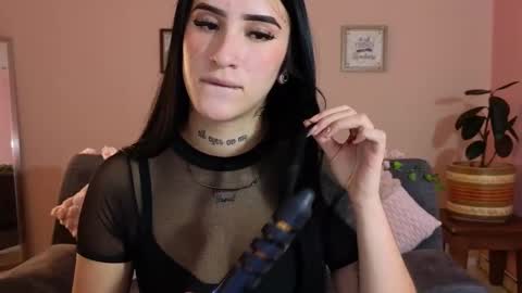 Mei online show from October 16, 2025, 11:22 am