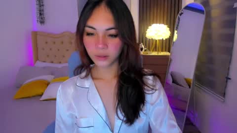 Snapshot of meiluxe chatting on July 7, 2026, 1:15 pm meiluxe online show from July 7, 2026, 1:15 pm
