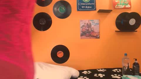 MEIS online show from December 21, 2025, 3:02 am