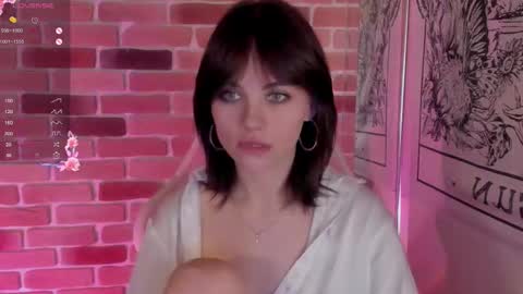 Katie  Payne online show from October 23, 2025, 4:06 pm