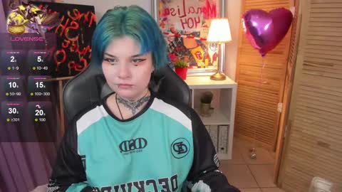 mekurisu online show from February 11, 2025, 4:44 am