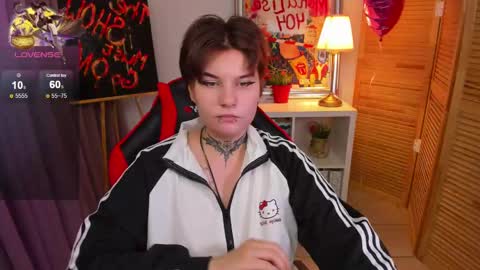 mekurisu online show from February 25, 2025, 4:46 am